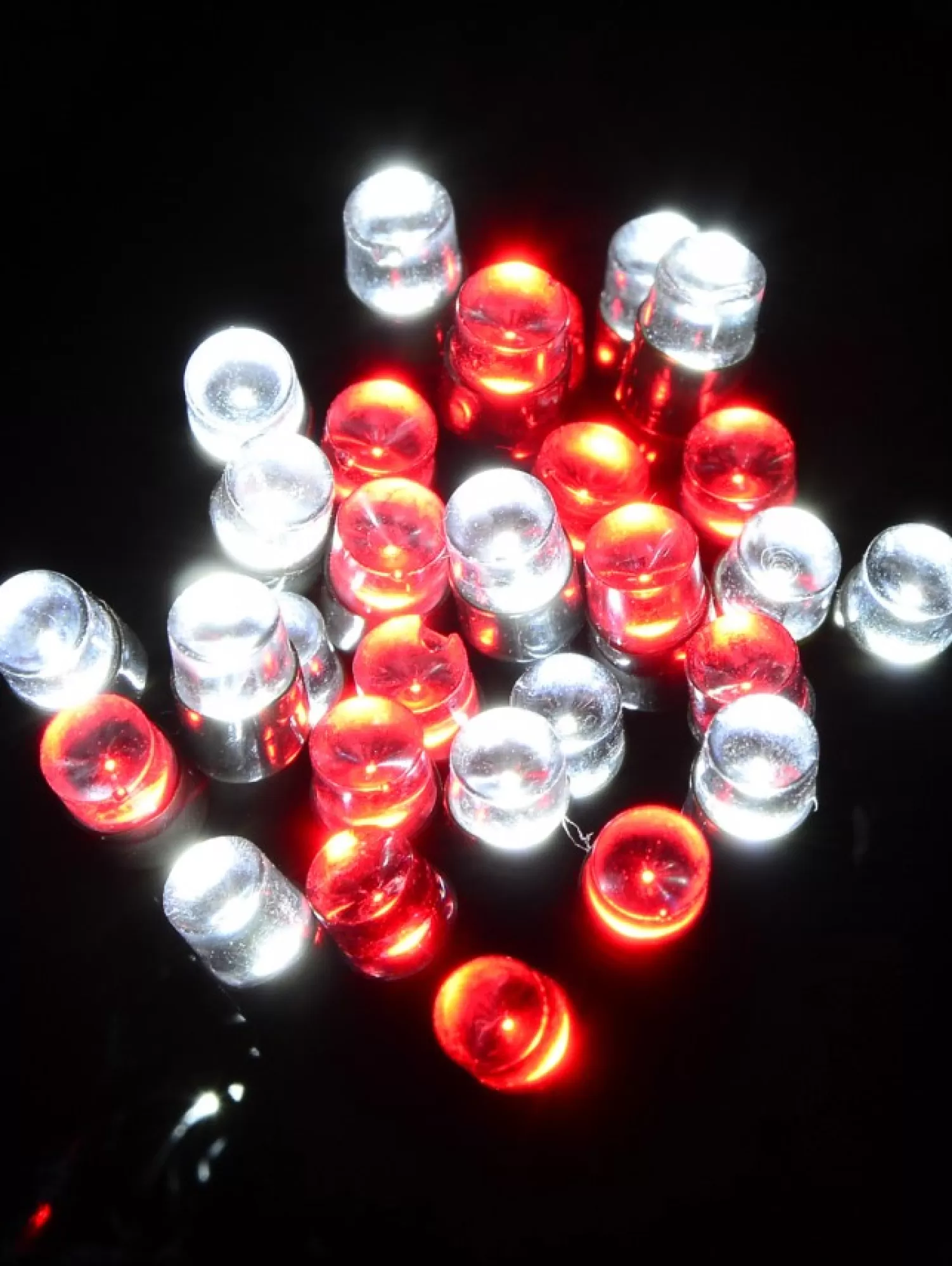 Christmas Warehouse 300 Red & Cool White Led Concave Bulb Christmas Fairy String Lights - 15M> Led Fairy Lights