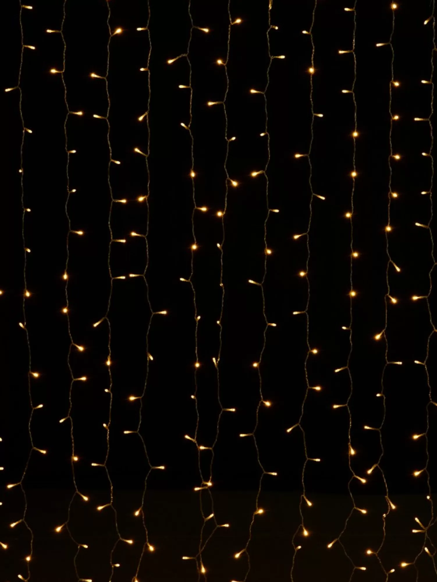 Christmas Warehouse 400 Warm White Concave Bulb Led Christmas Curtain Light String - 2.5M> Curtain Lights