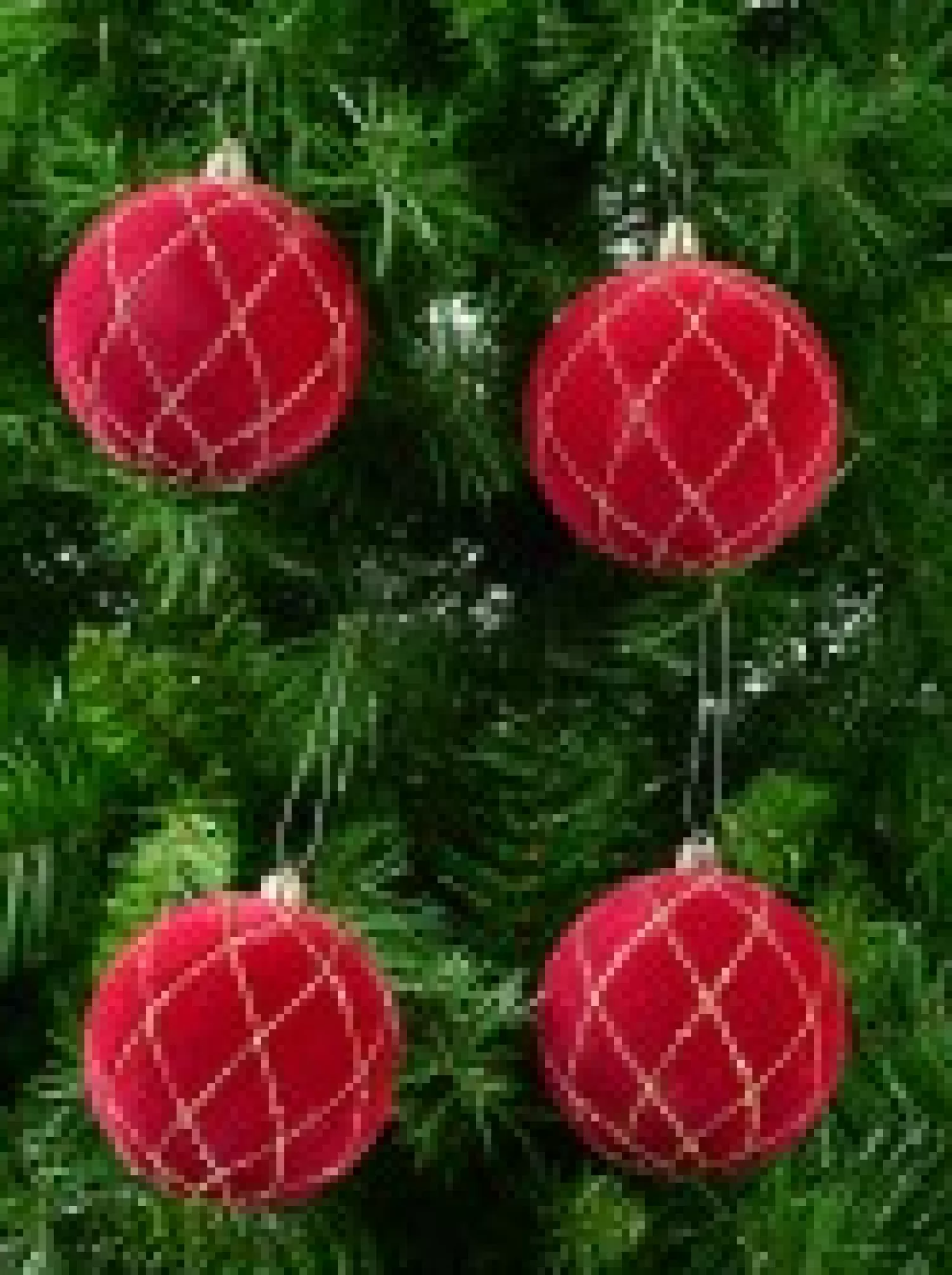 Christmas Warehouse Burgundy Velvet Baubles With Diamond Pattern Gold Sequin Lines - 4 X 10Cm> Bauble Packs