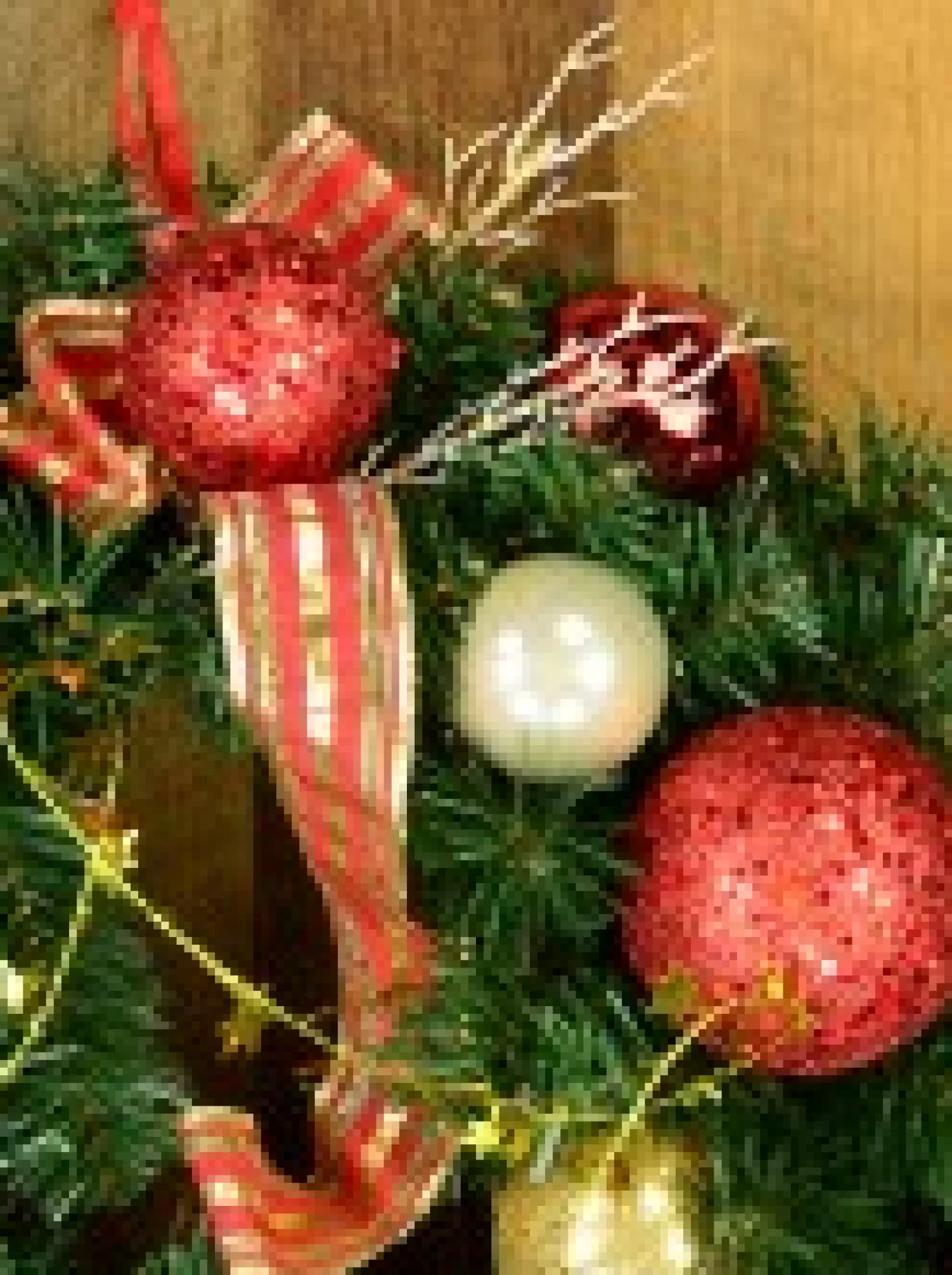 Christmas Warehouse Decorated Red & Gold Bauble, Ribbon & Twigs Pine Wreath - 44Cm> Christmas Wreaths