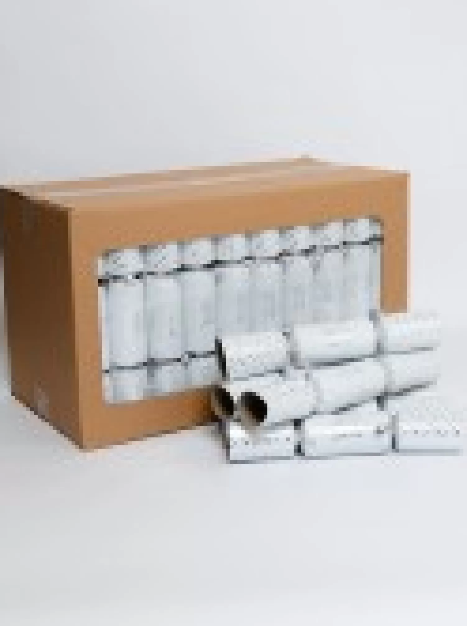 Christmas Warehouse Silver Season's Greetings Text On White Christmas Cracker Bon Bons - 50 X 30Cm> Christmas Cracker Bon Bon Catering Packs (50 Per Pack)