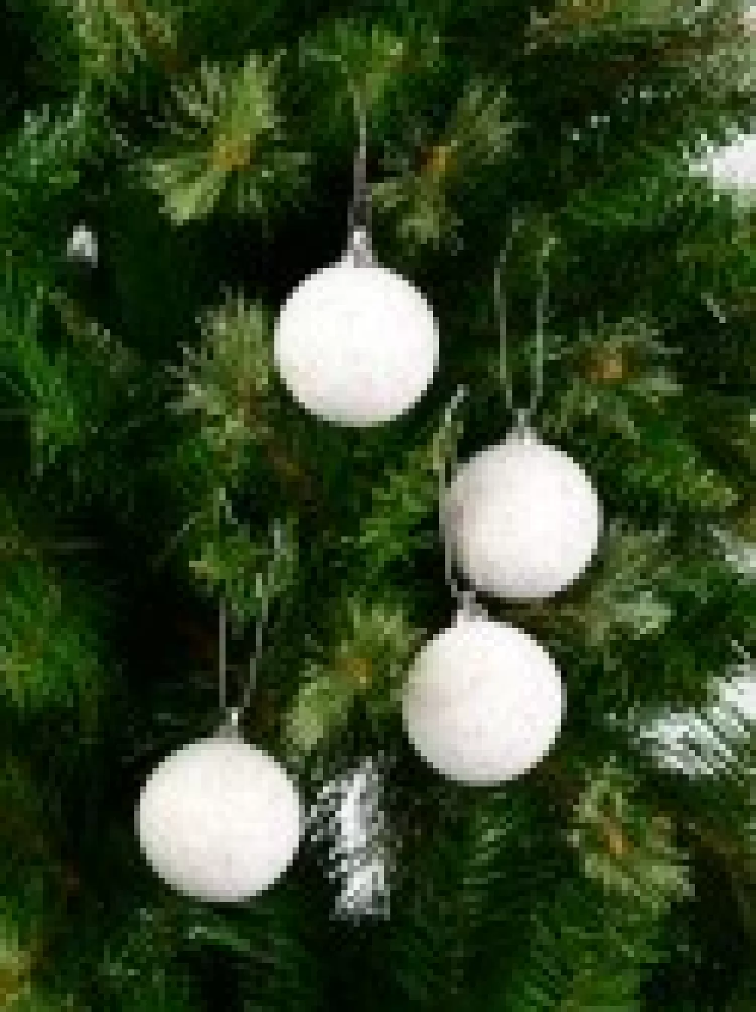 Christmas Warehouse White Furry Foam Christmas Baubles With Champagne Flecks - 6 X 60Mm> Bauble Packs