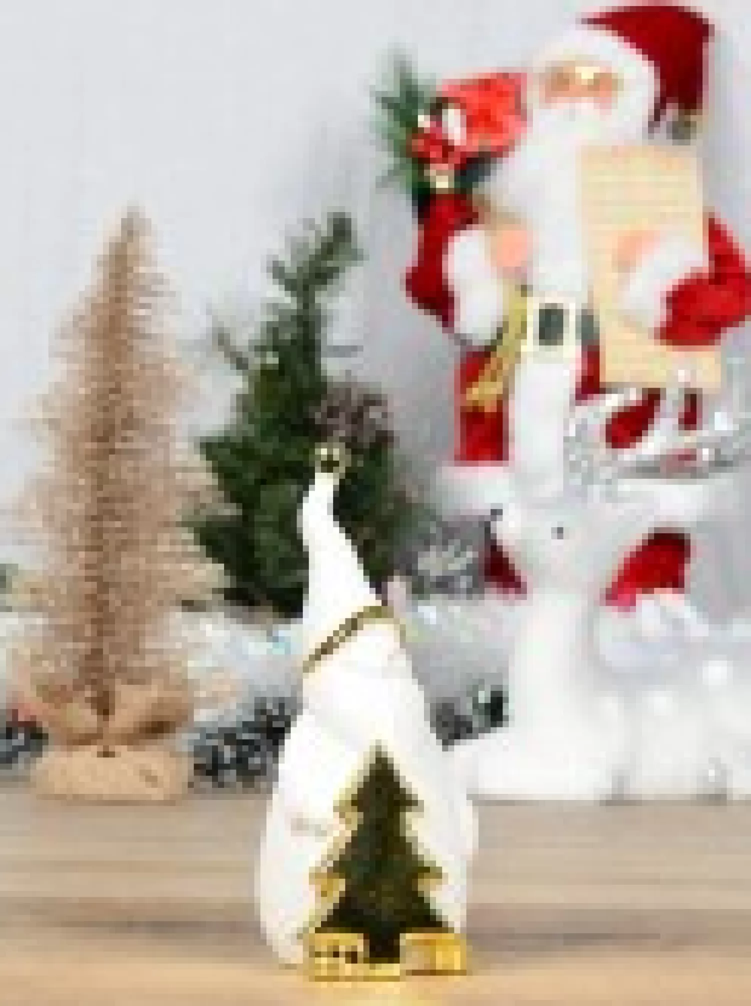 Christmas Warehouse White Winter Large Santa With Gold Tree Ceramic Christmas Ornament - 19Cm> Ceramic Christmas Ornaments